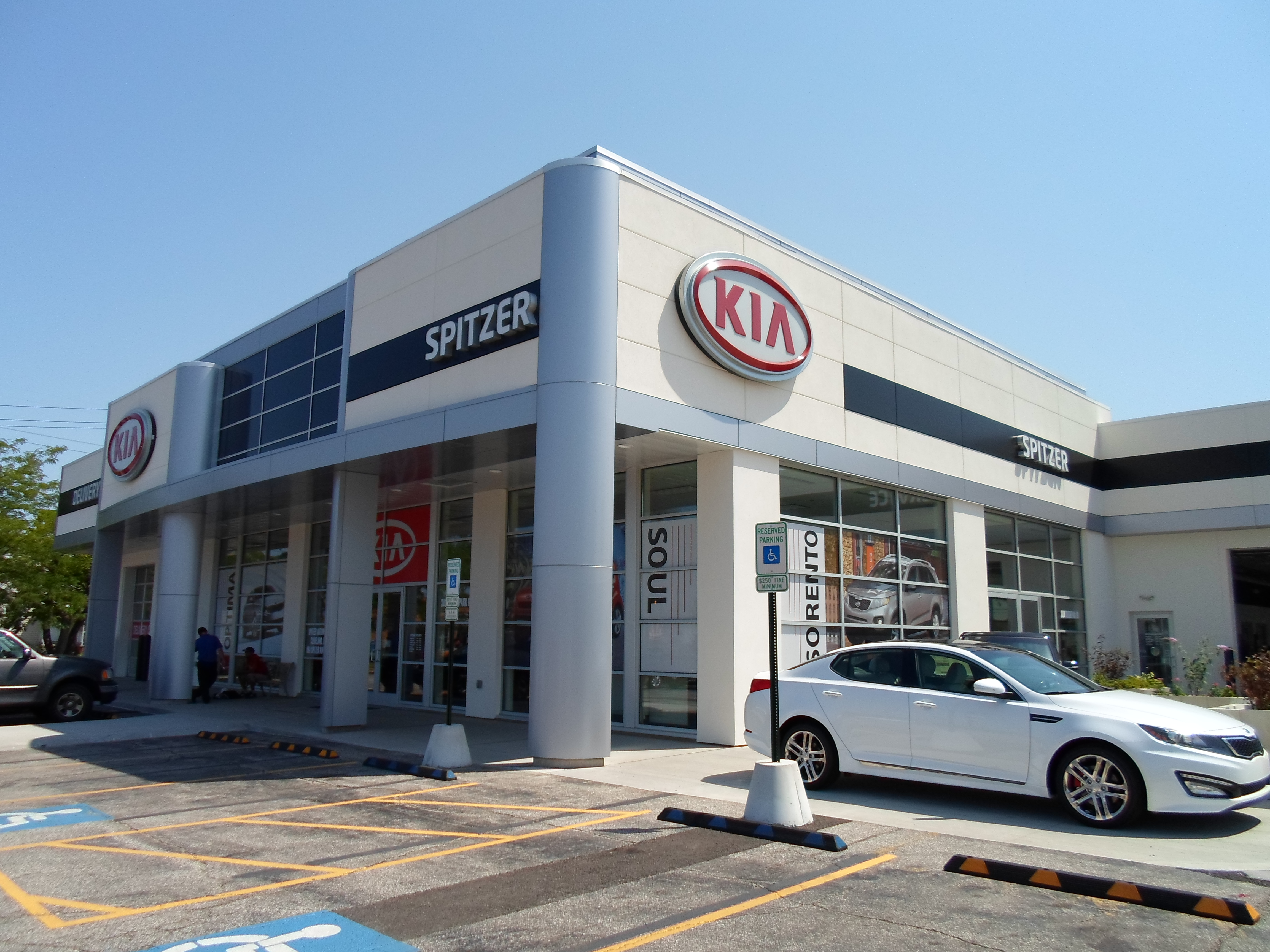 Spitzer Kia Cleveland