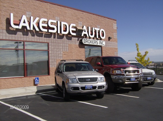 Lakeside Auto Brokers