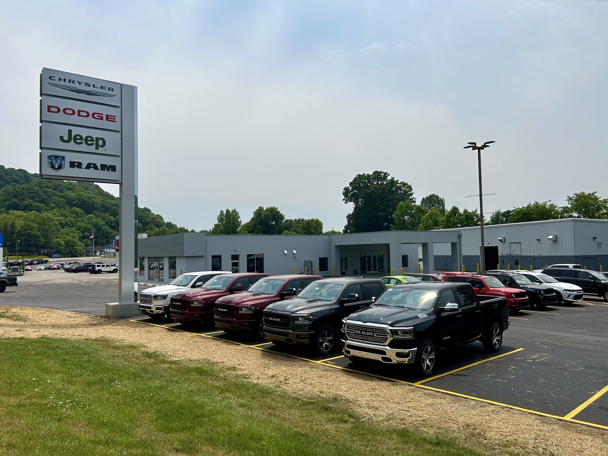 Glockner Chrysler Dodge Jeep Ram of Portsmouth