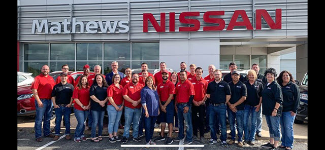 Mathews Nissan of Paris