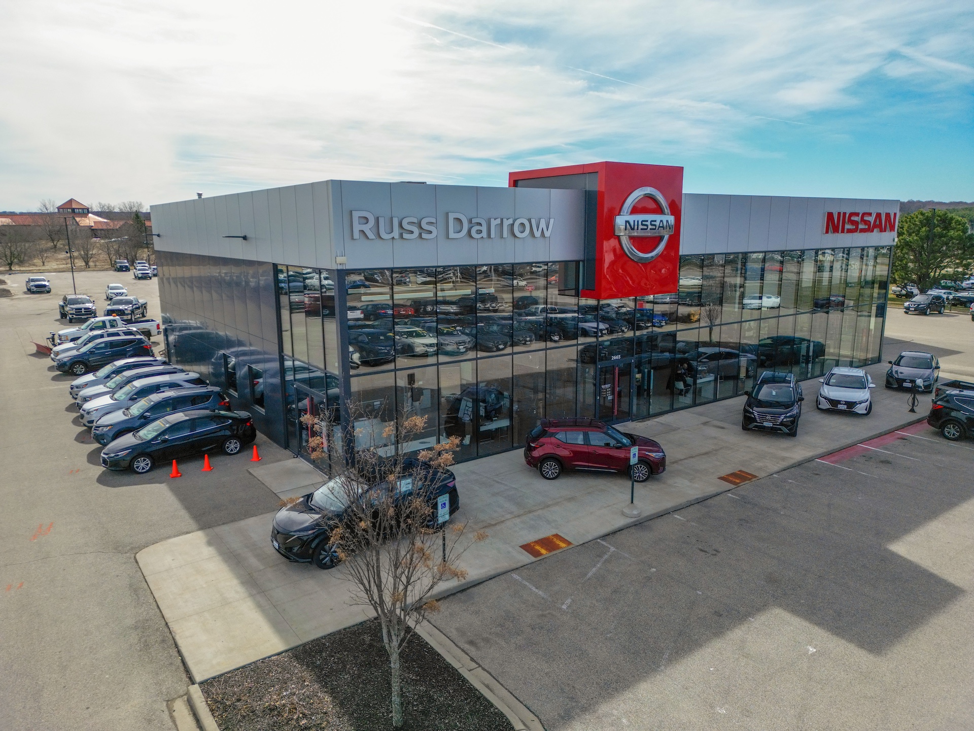 Russ Darrow Nissan of West Bend