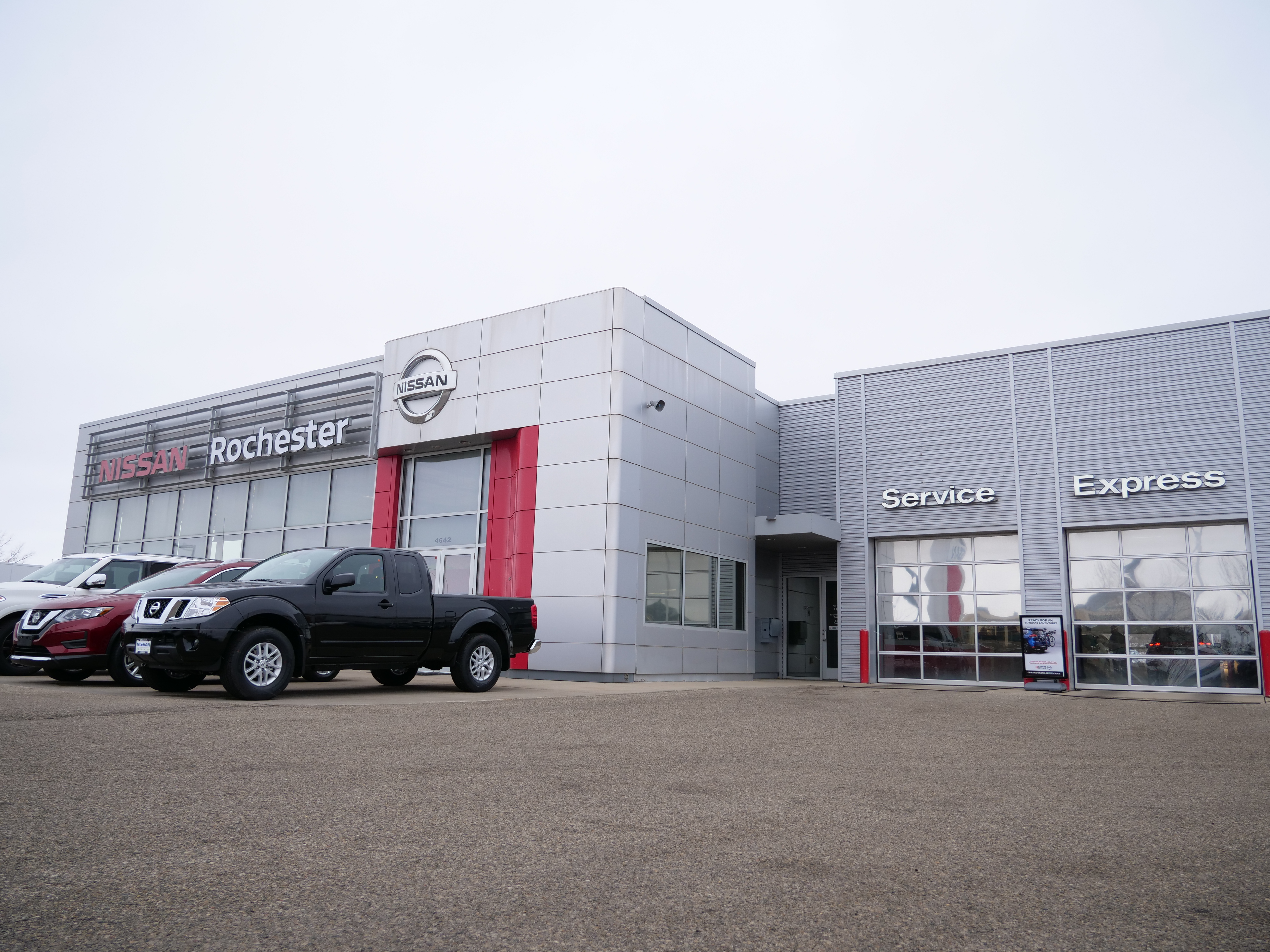 Nissan of Rochester