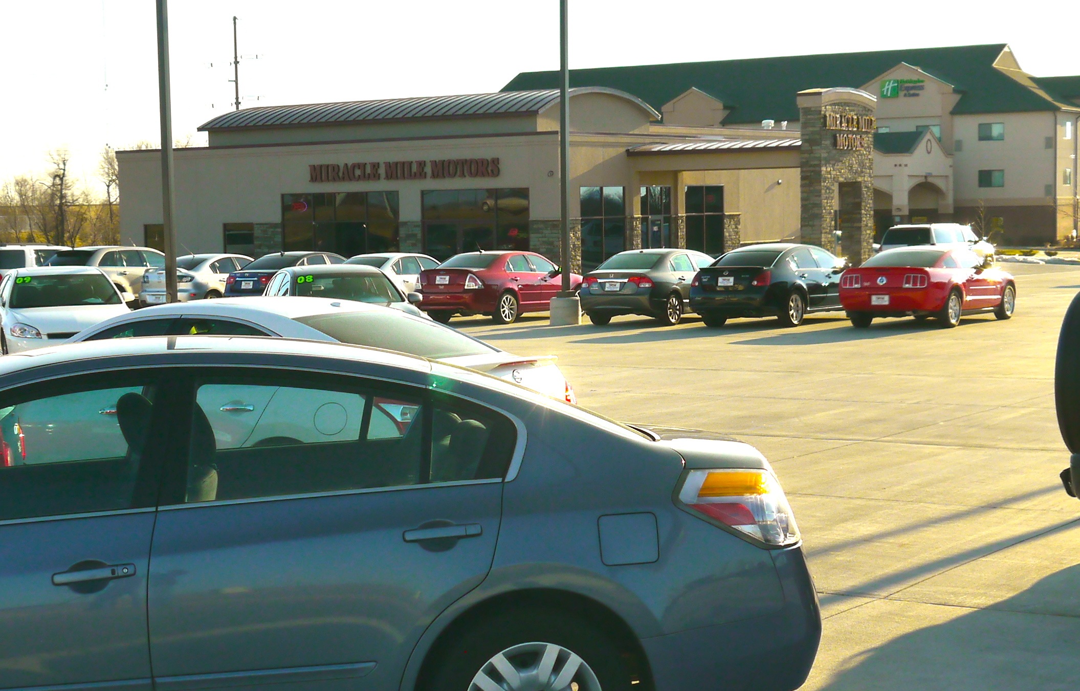 Miracle Mile Motors - NE