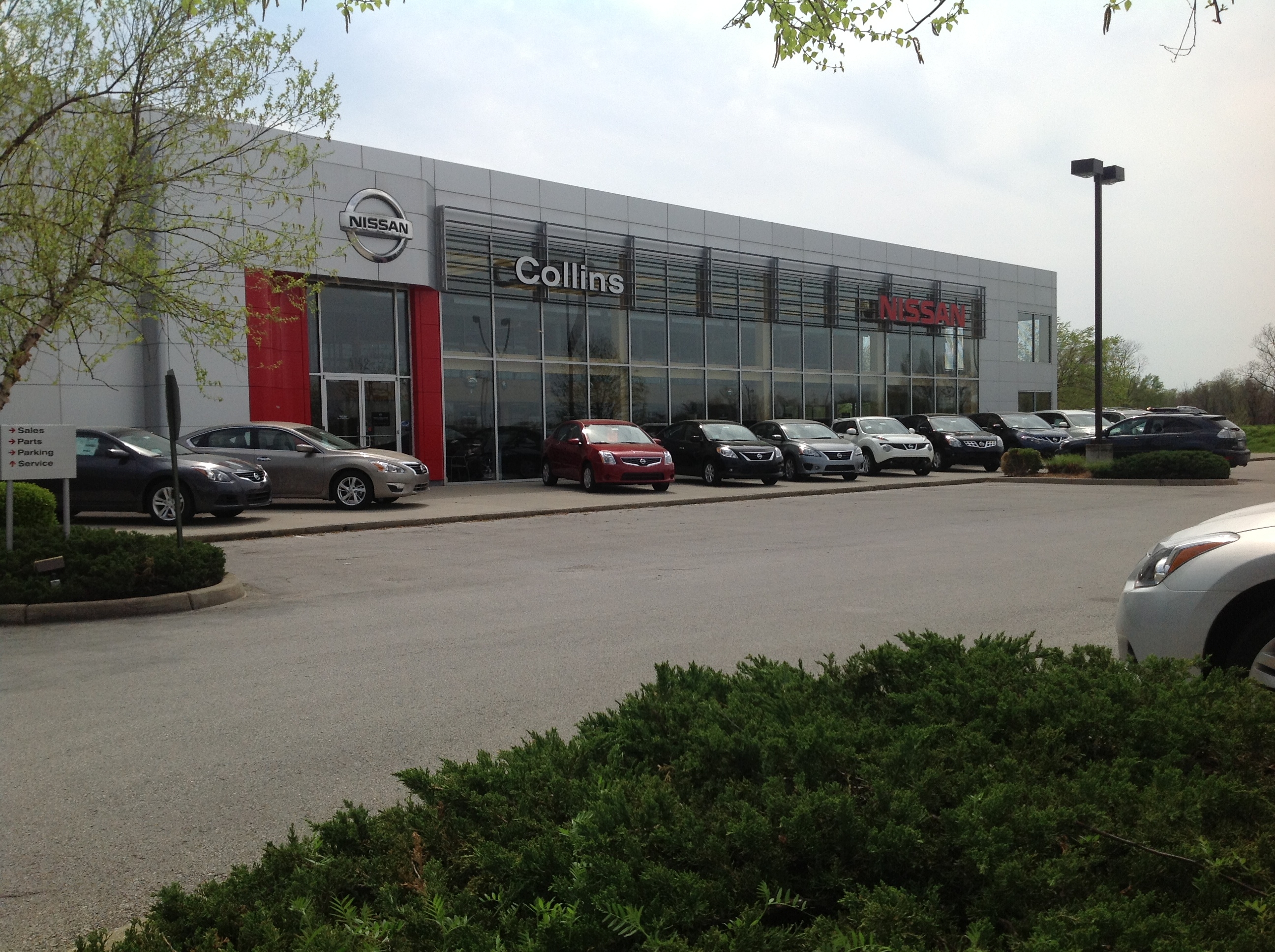 Collins Nissan