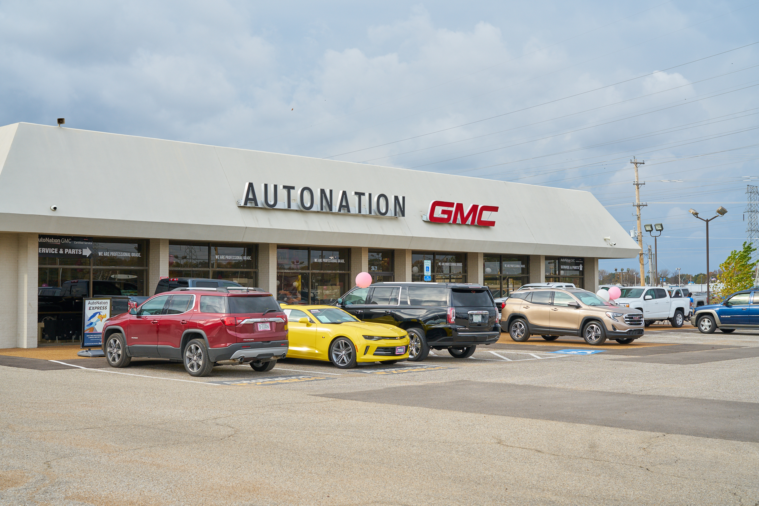 AutoNation GMC Mendenhall