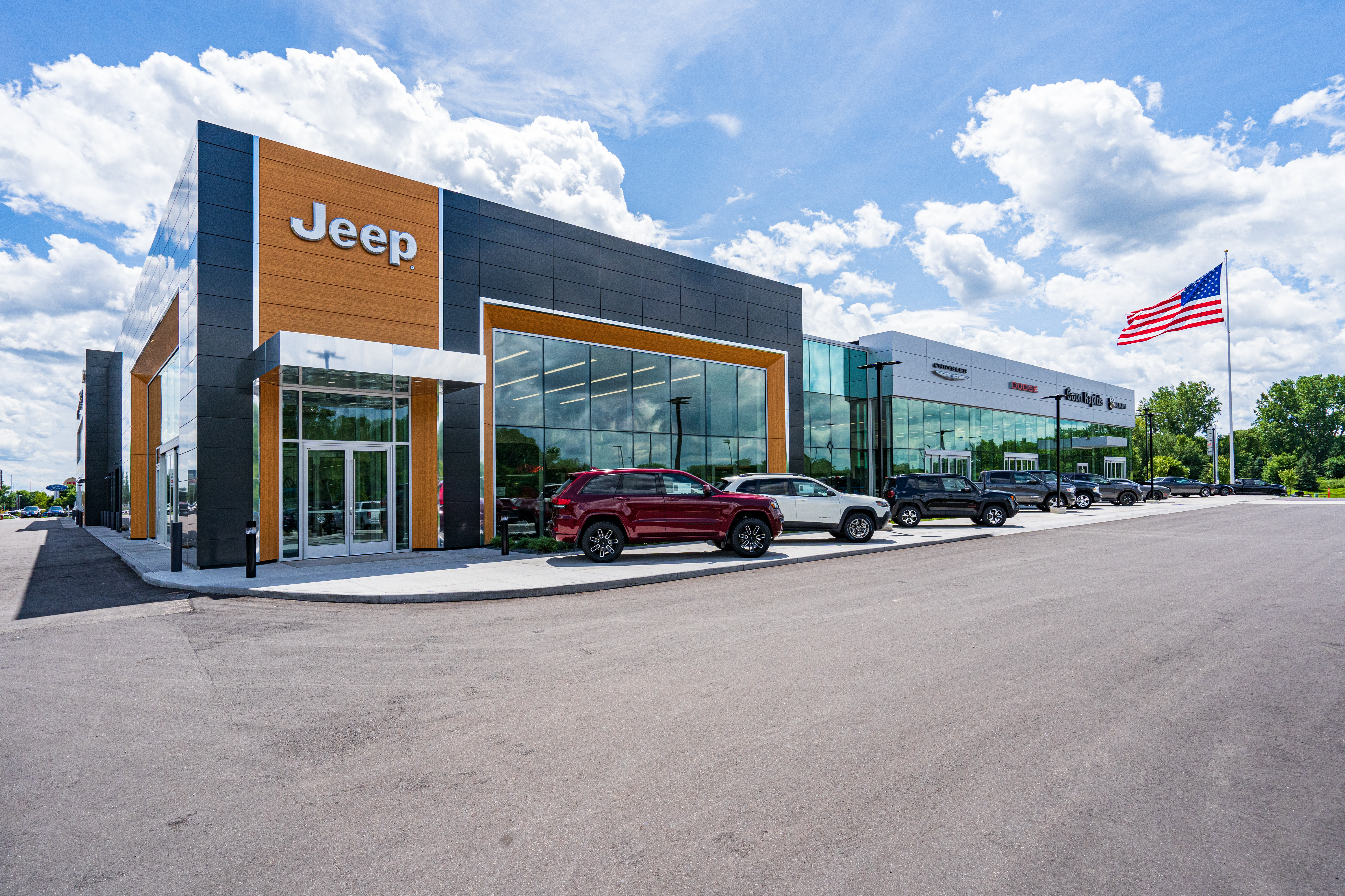 Coon Rapids Chrysler Dodge Jeep Ram