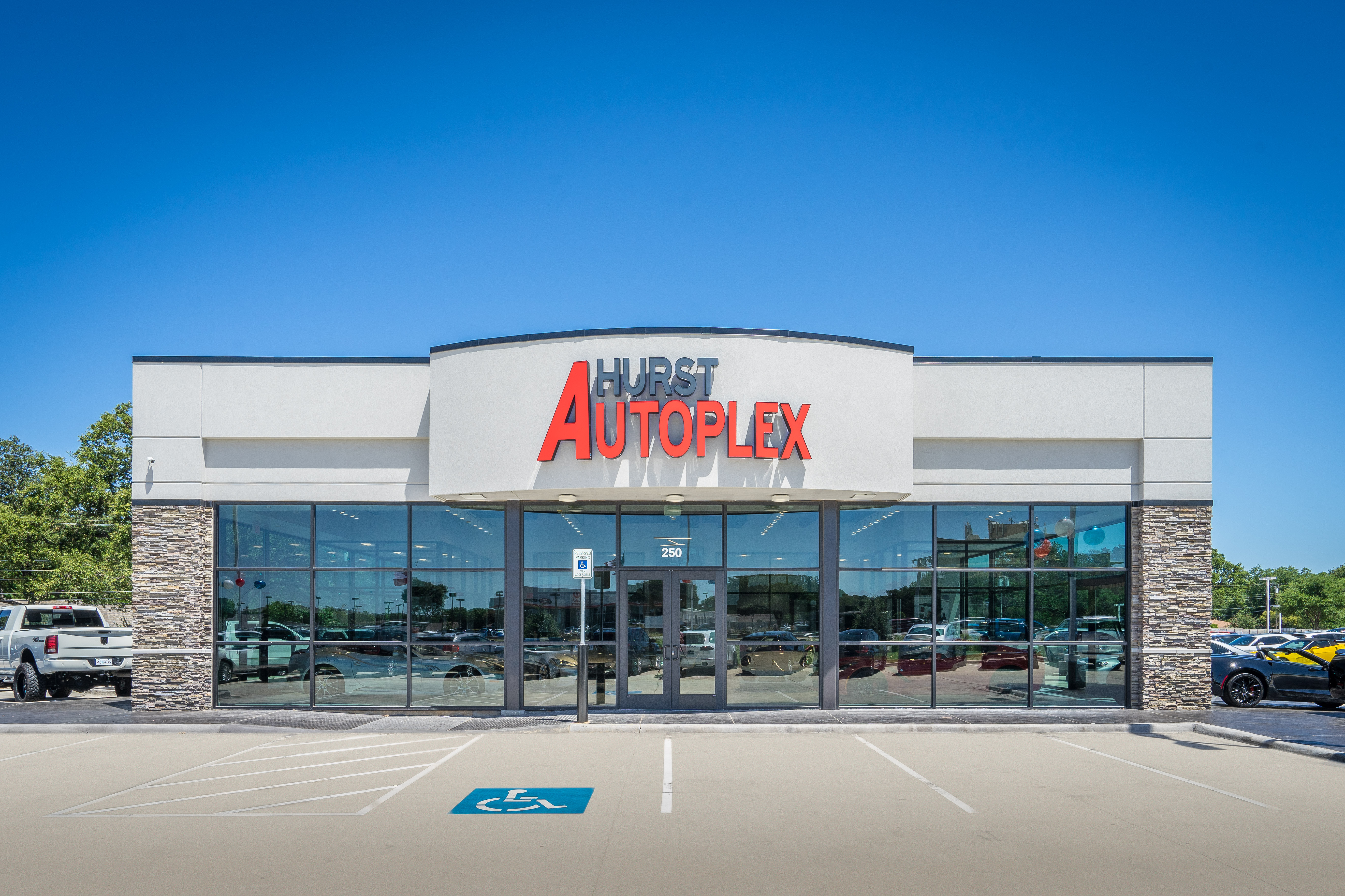 Hurst Autoplex Mitsubishi