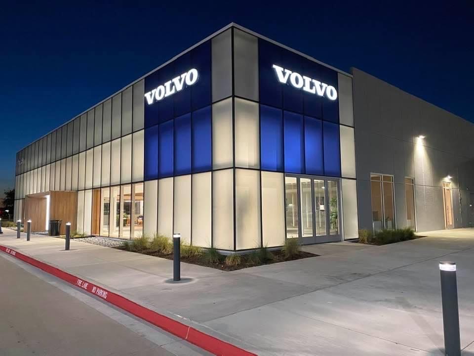 Crest Volvo Cars