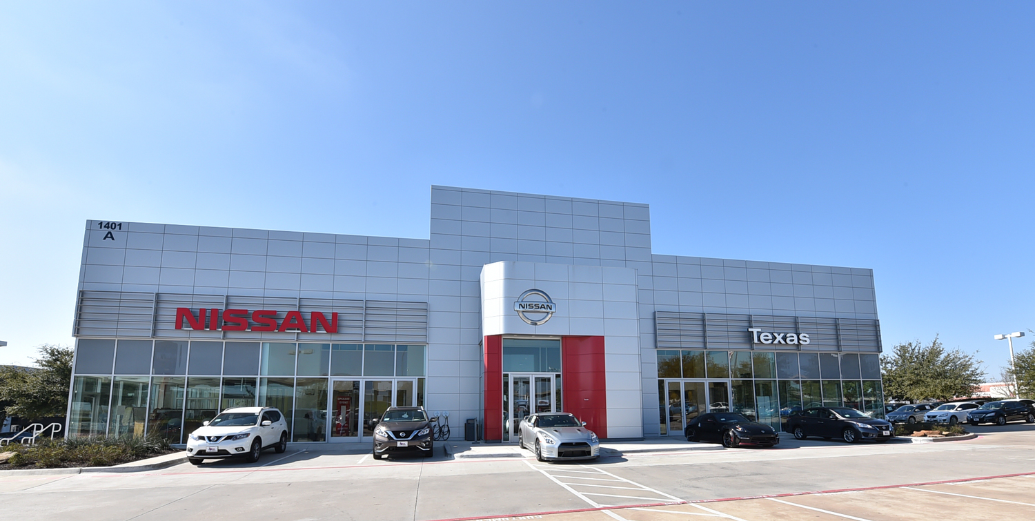 Texas Nissan of Grapevine