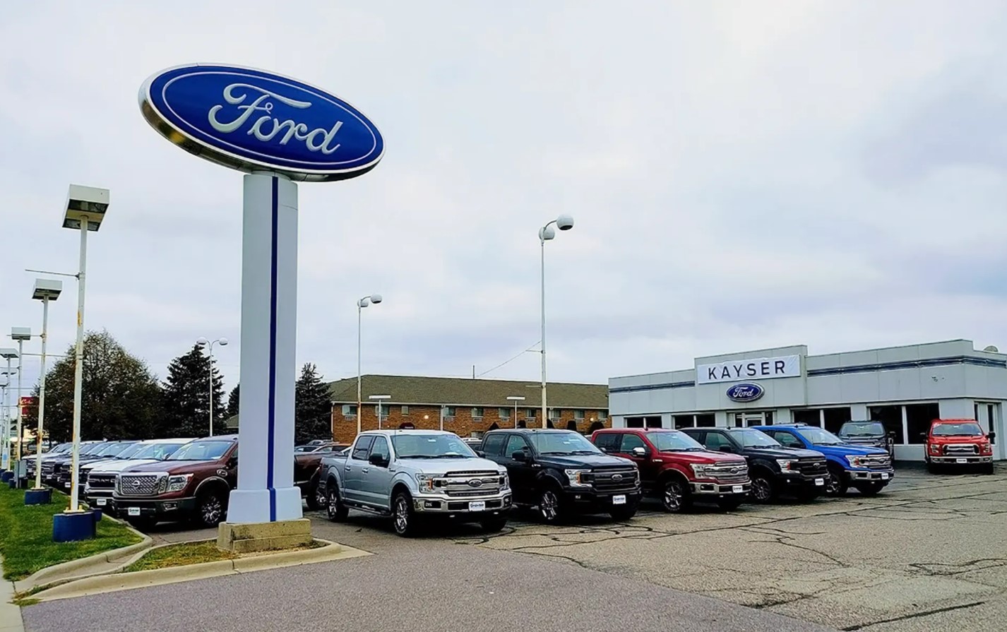 Kayser Ford of Sauk City LLC