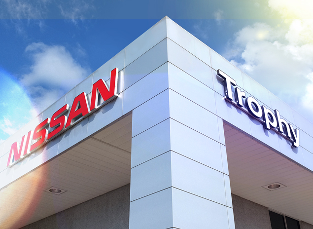 Trophy Nissan