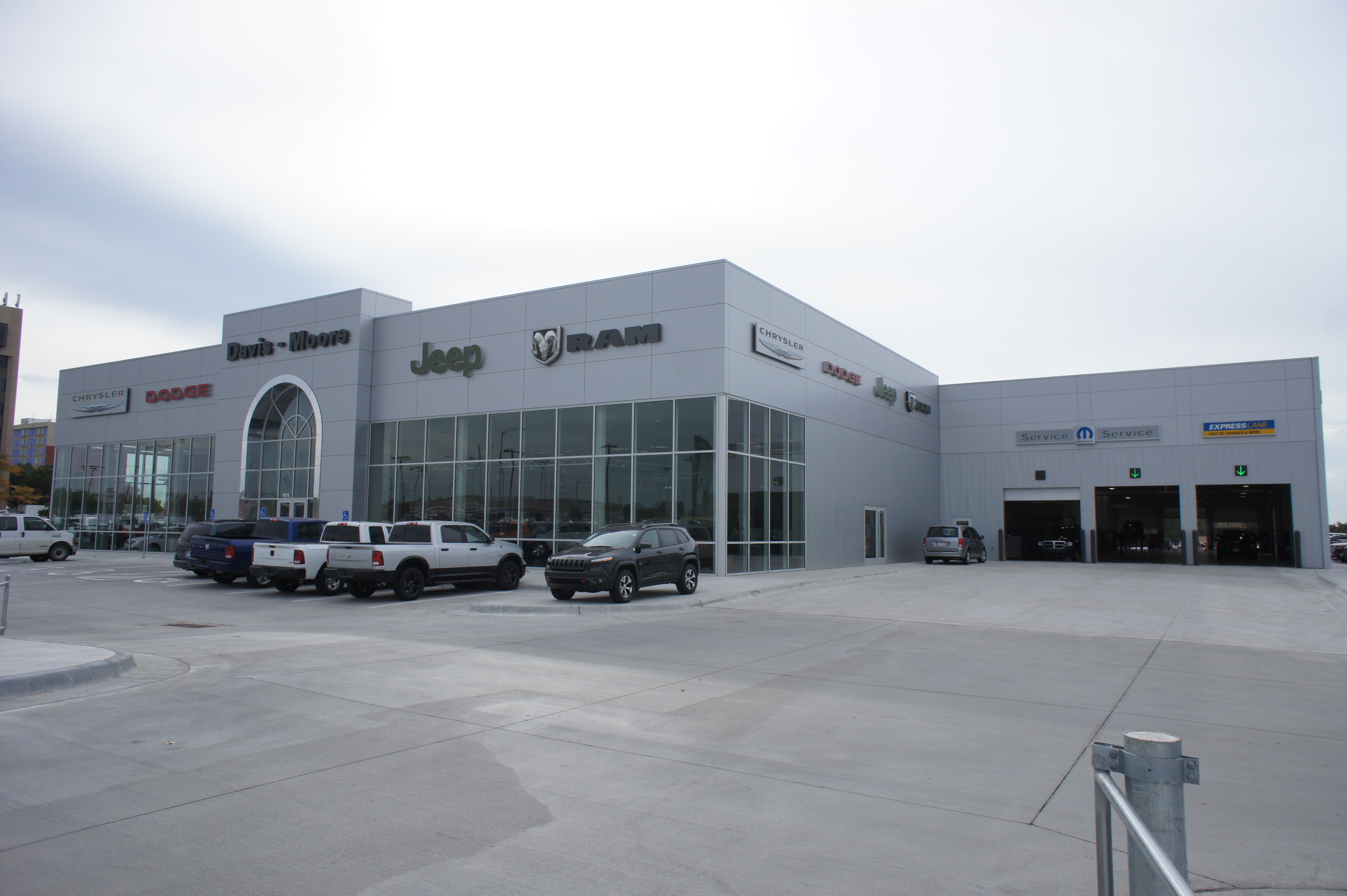 Davis-Moore Chrysler Dodge Jeep RAM