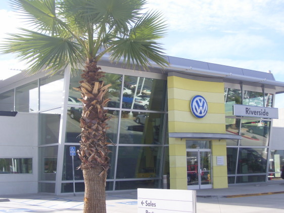 Riverside Volkswagen