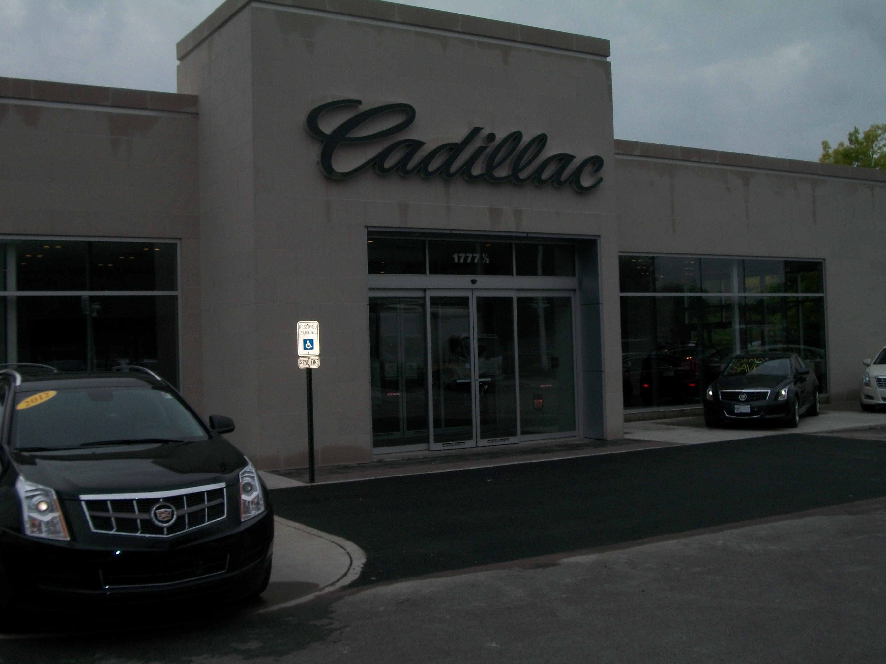 Napleton's River Oaks Lincoln Cadillac