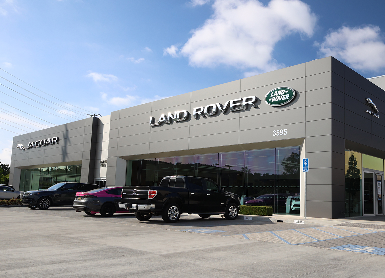 Jaguar Thousand Oaks Land Rover Thousand Oaks