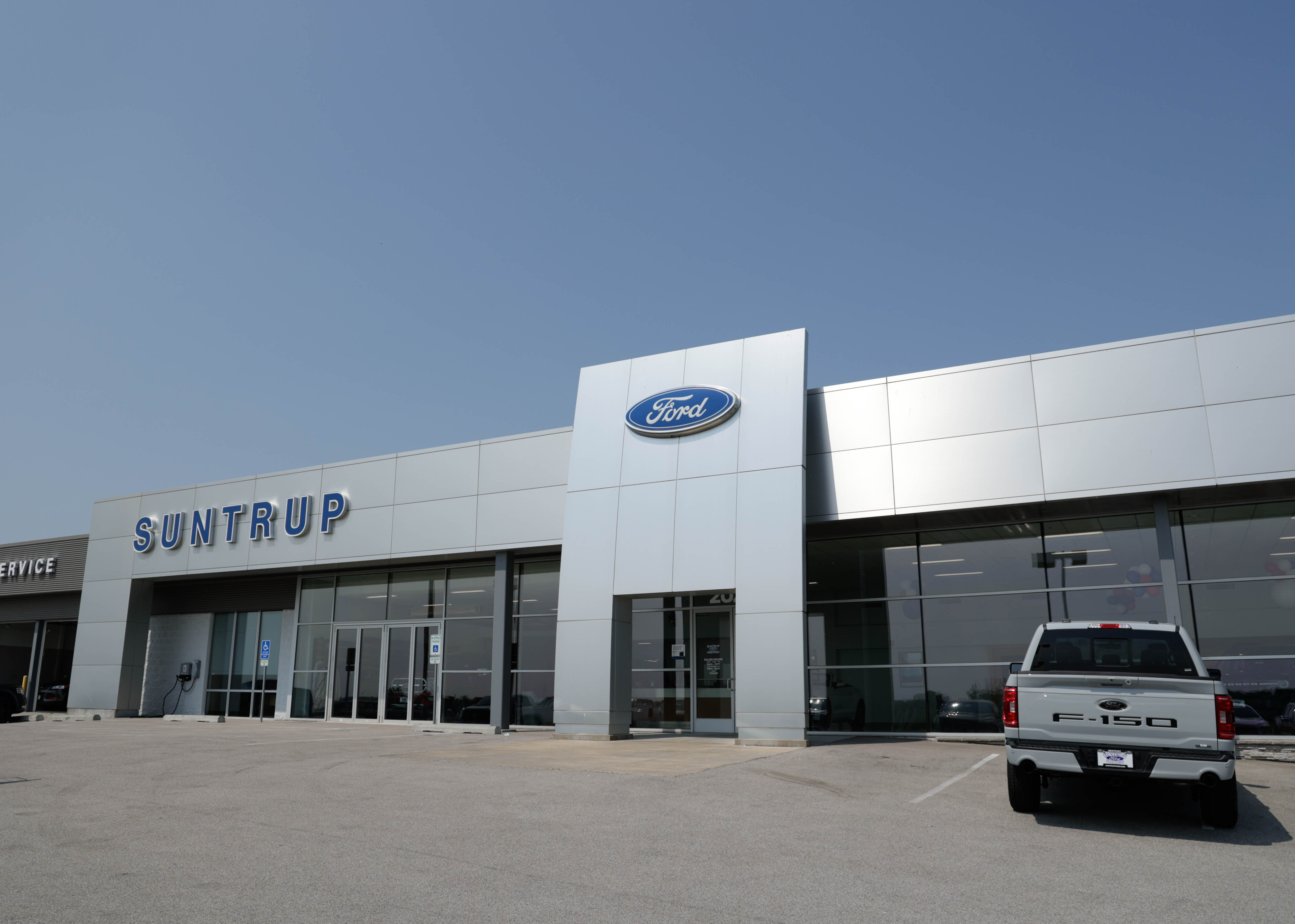 Suntrup Ford - Westport