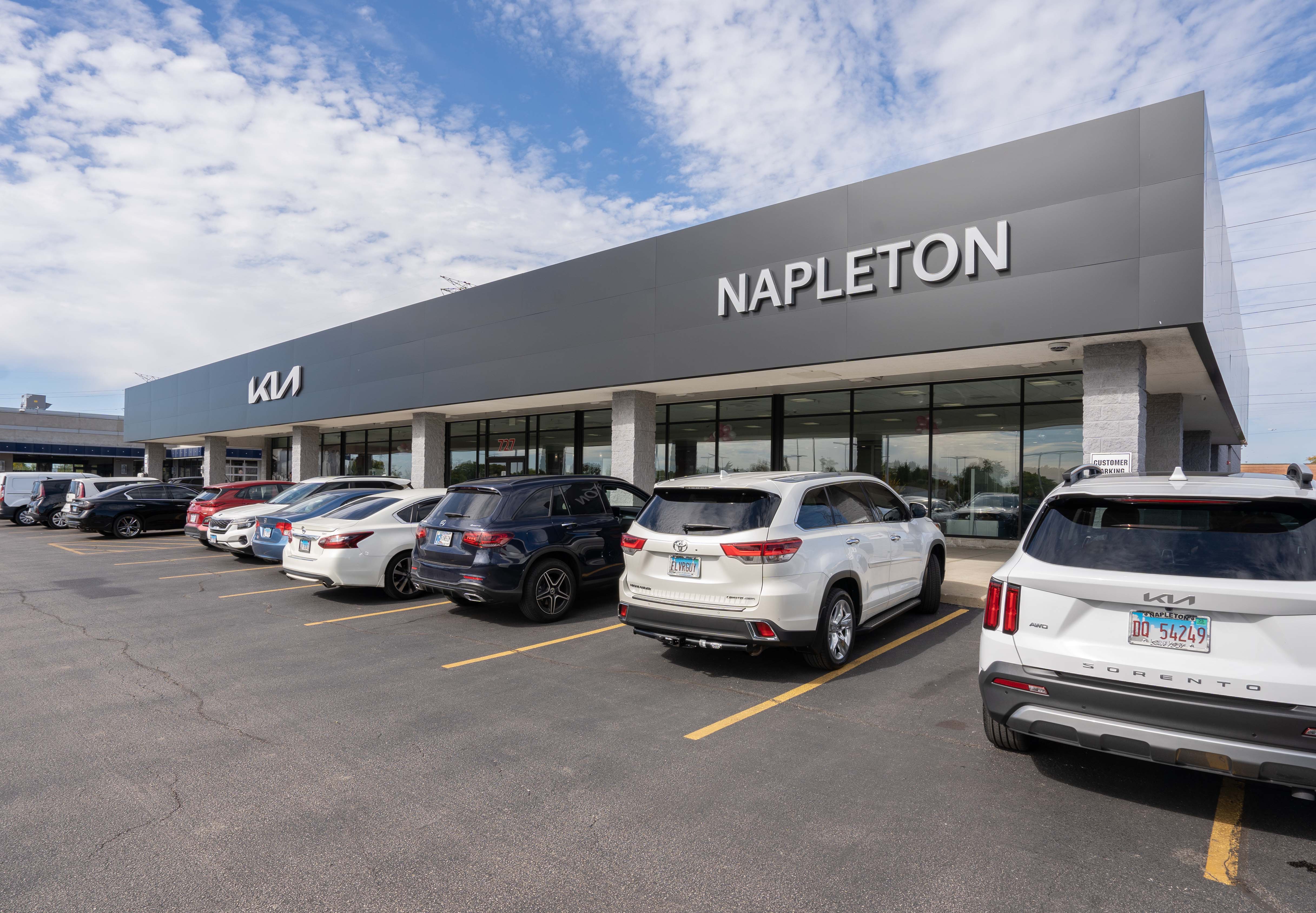Napleton's Kia of Elmhurst