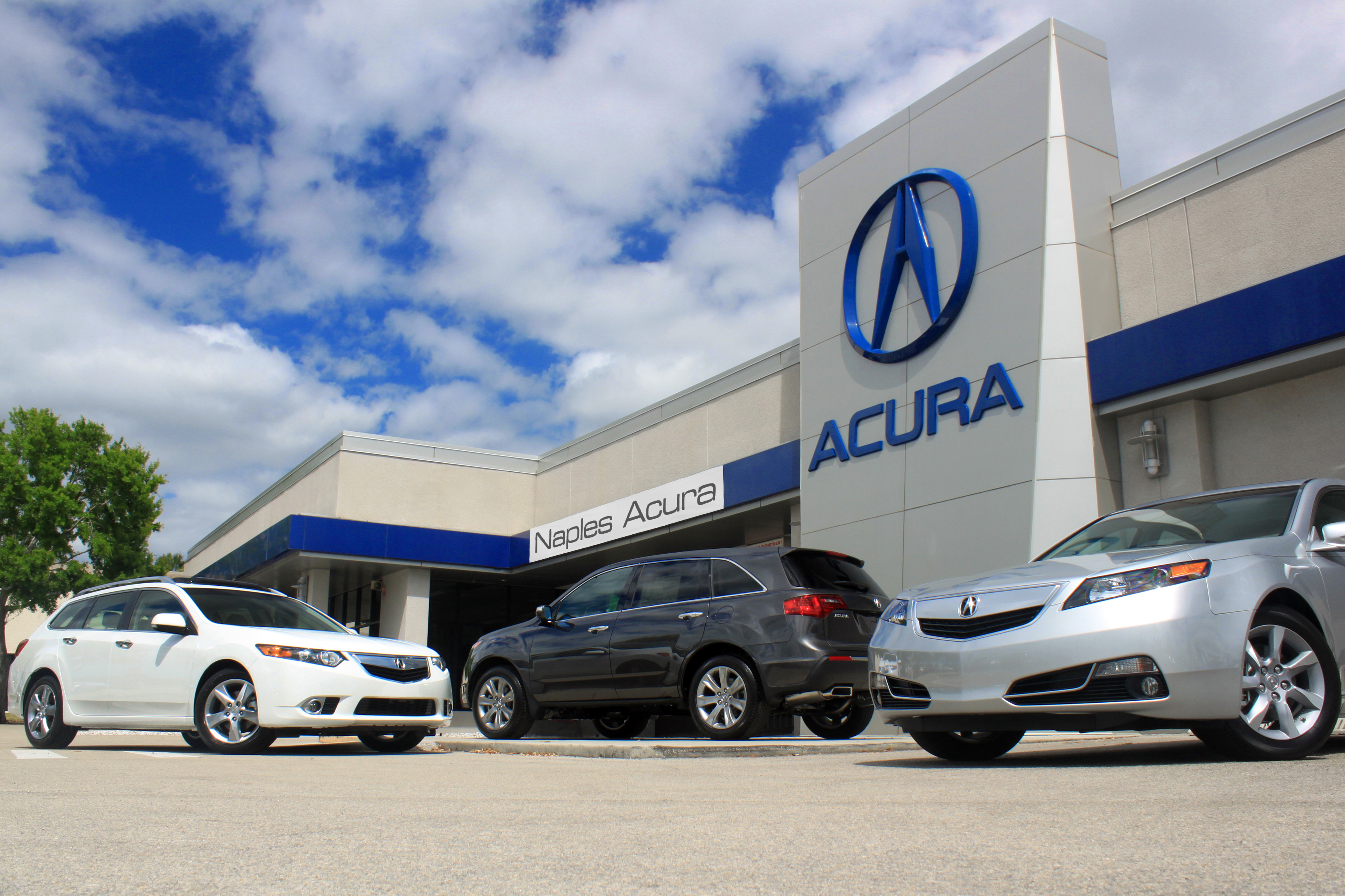 Naples Acura