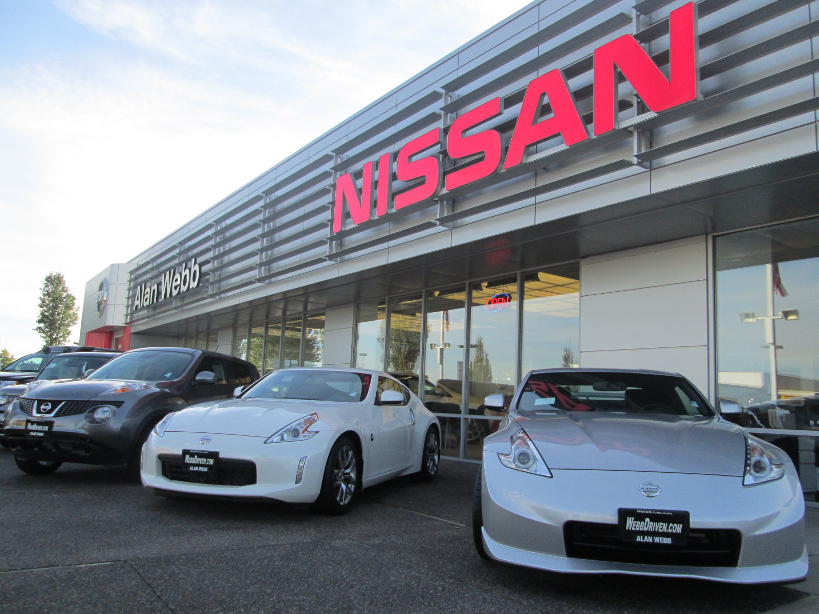 Alan Webb Nissan