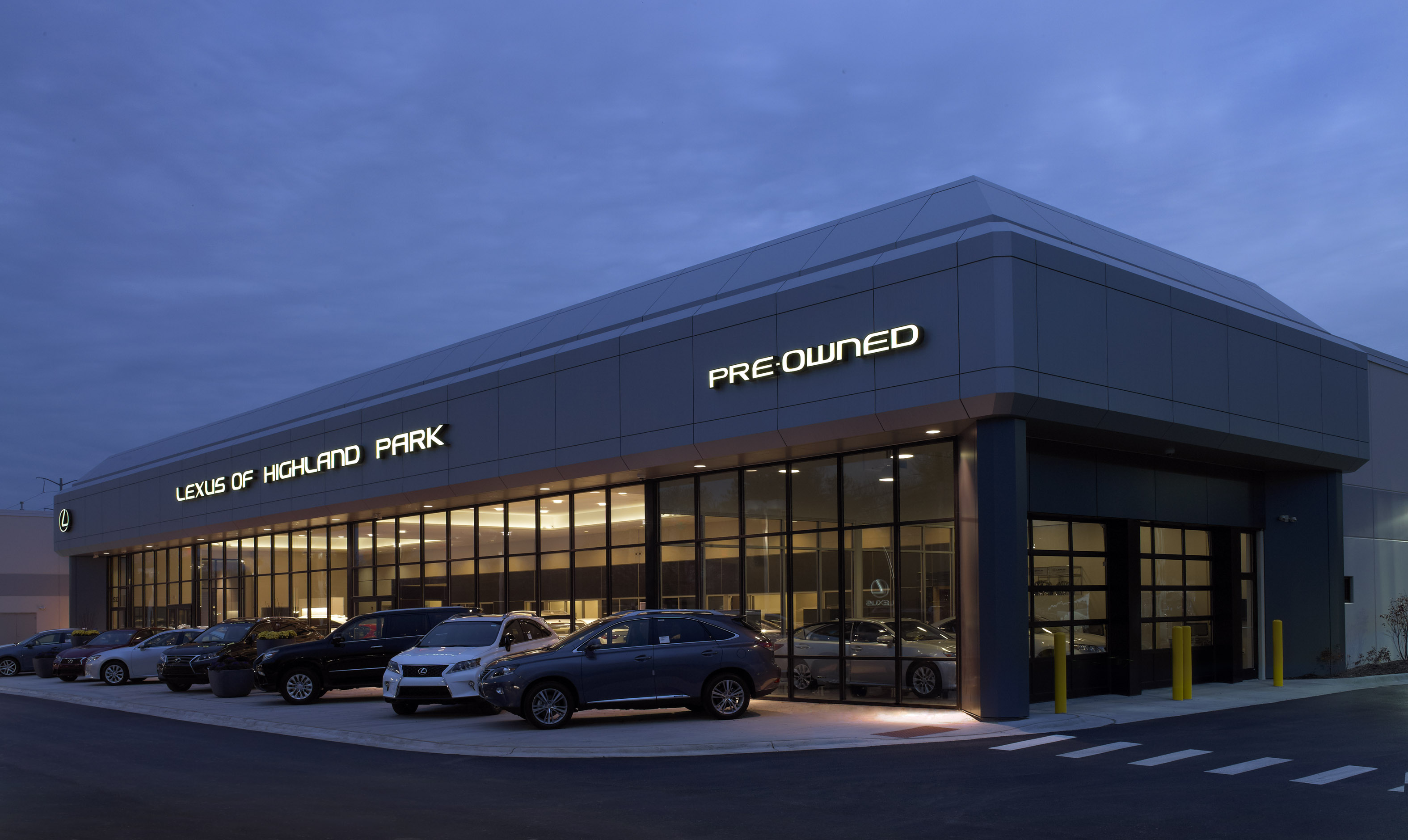 Lexus of Highland Park