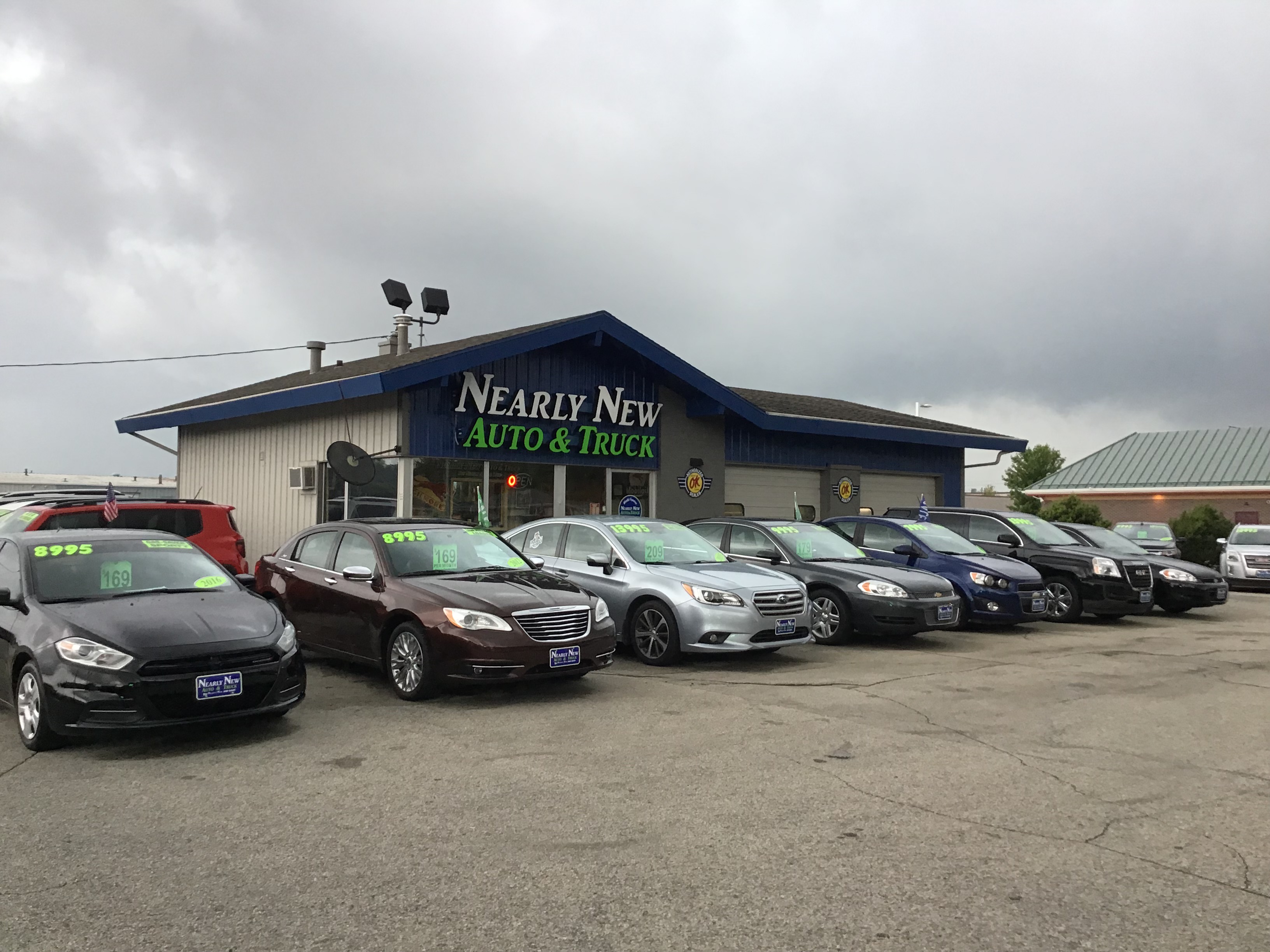 Nearly New Auto and Truck - Lombardi Ave