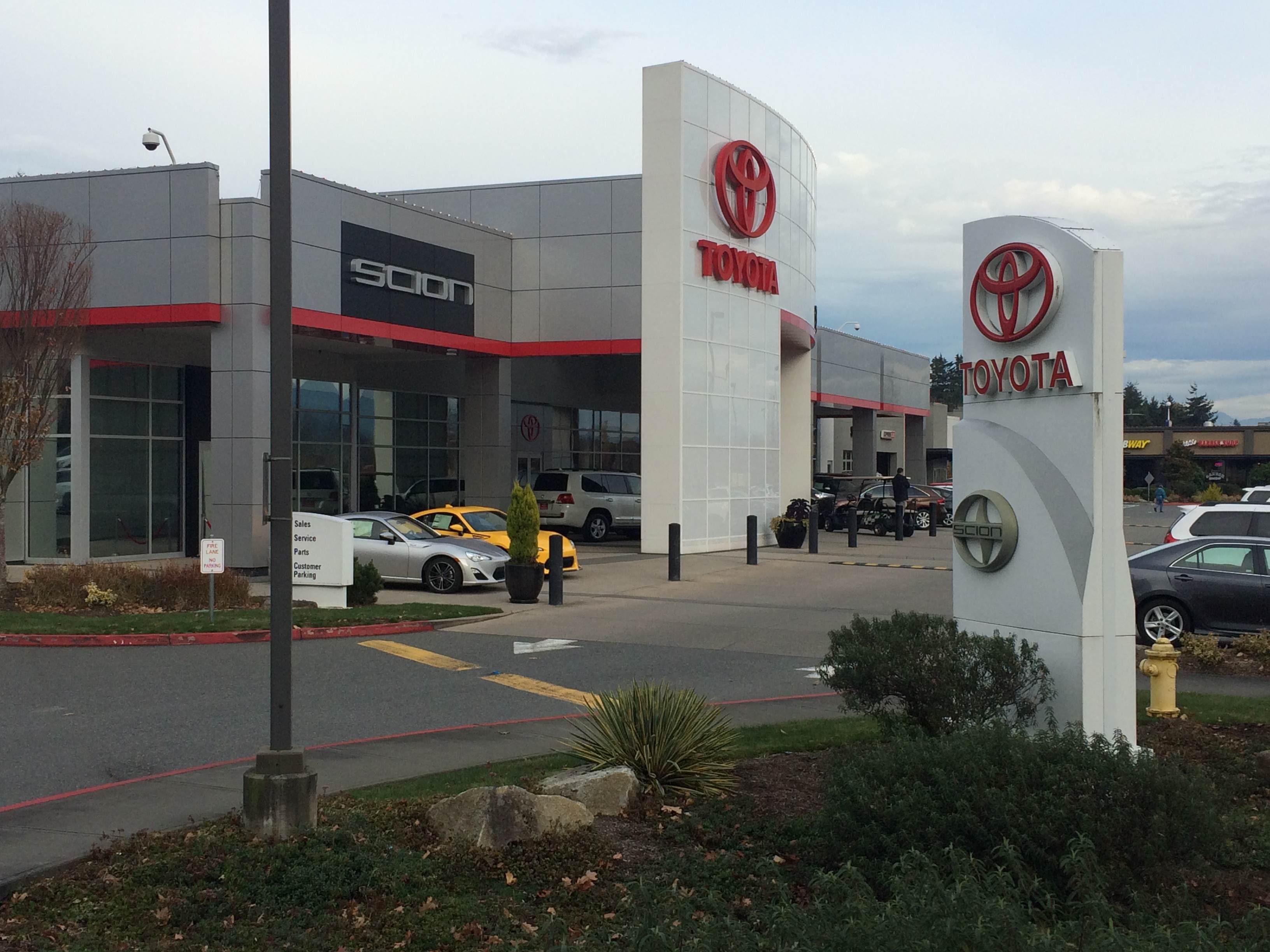 Michael's Toyota of Bellevue