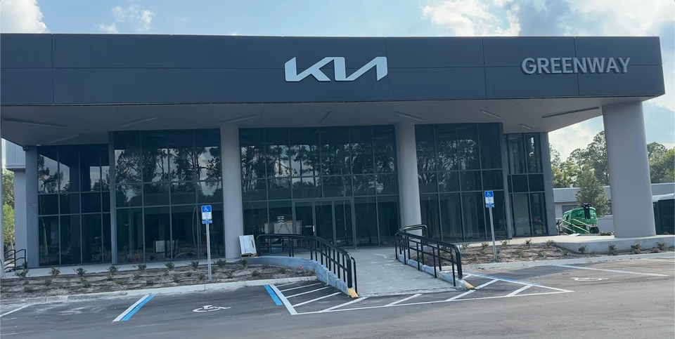 Greenway Kia At The Avenues