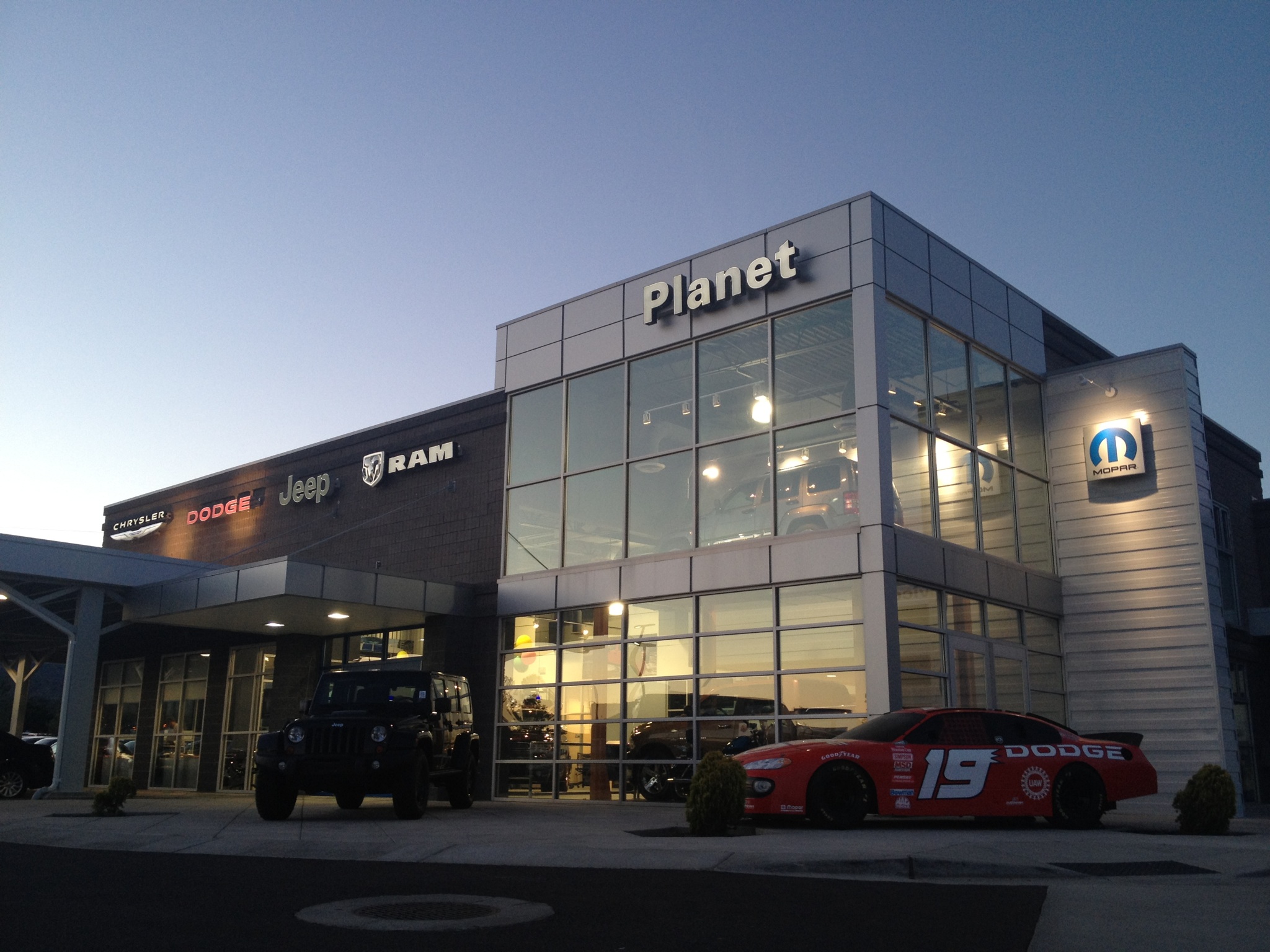 Planet Chrysler Dodge Jeep RAM FIAT of Flagstaff