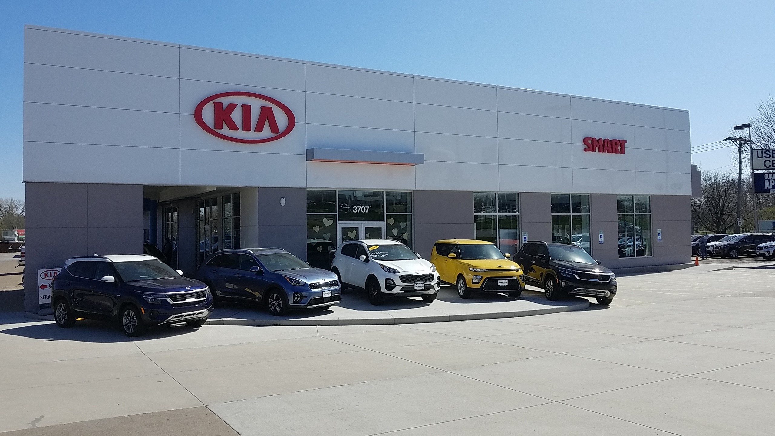 Smart Kia of Davenport