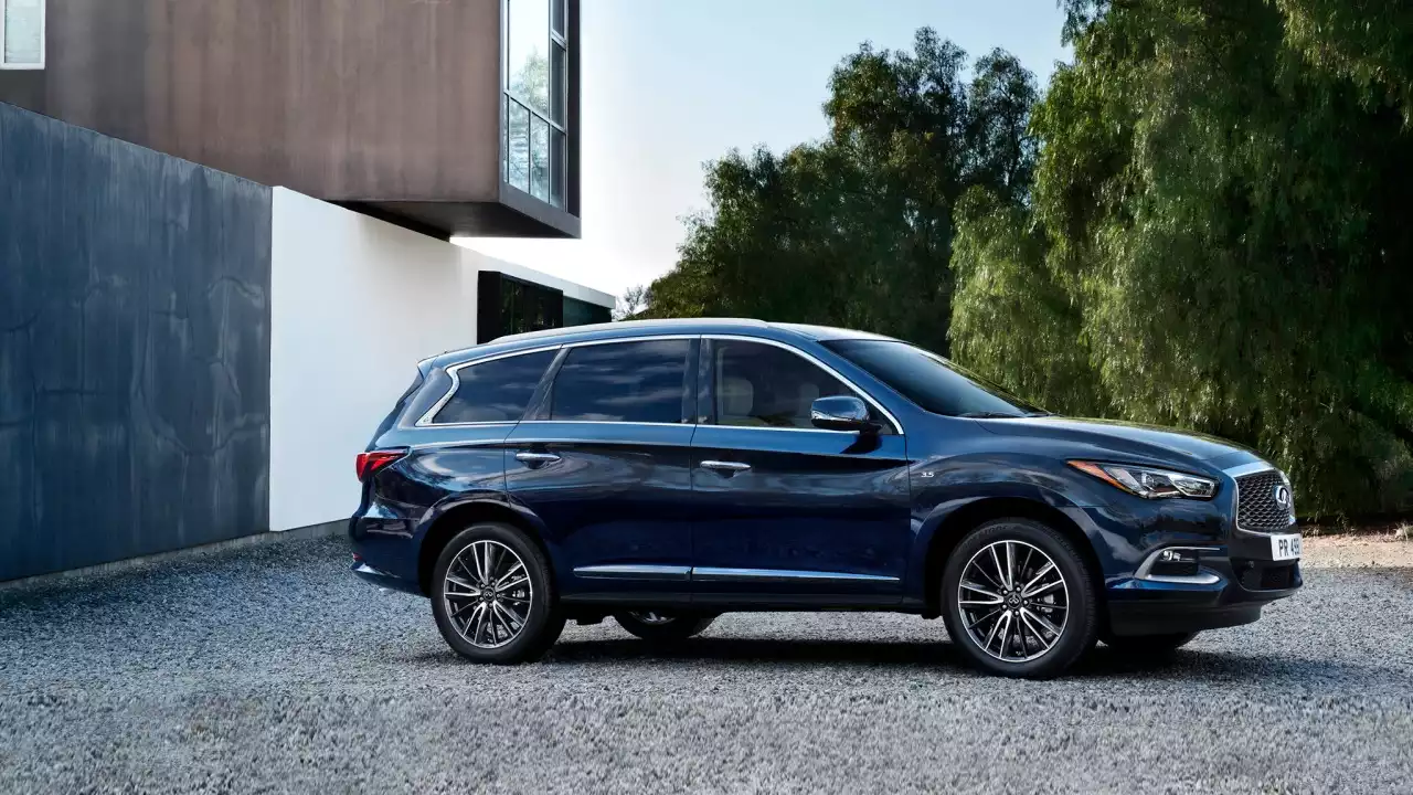 Warren Henry INFINITI