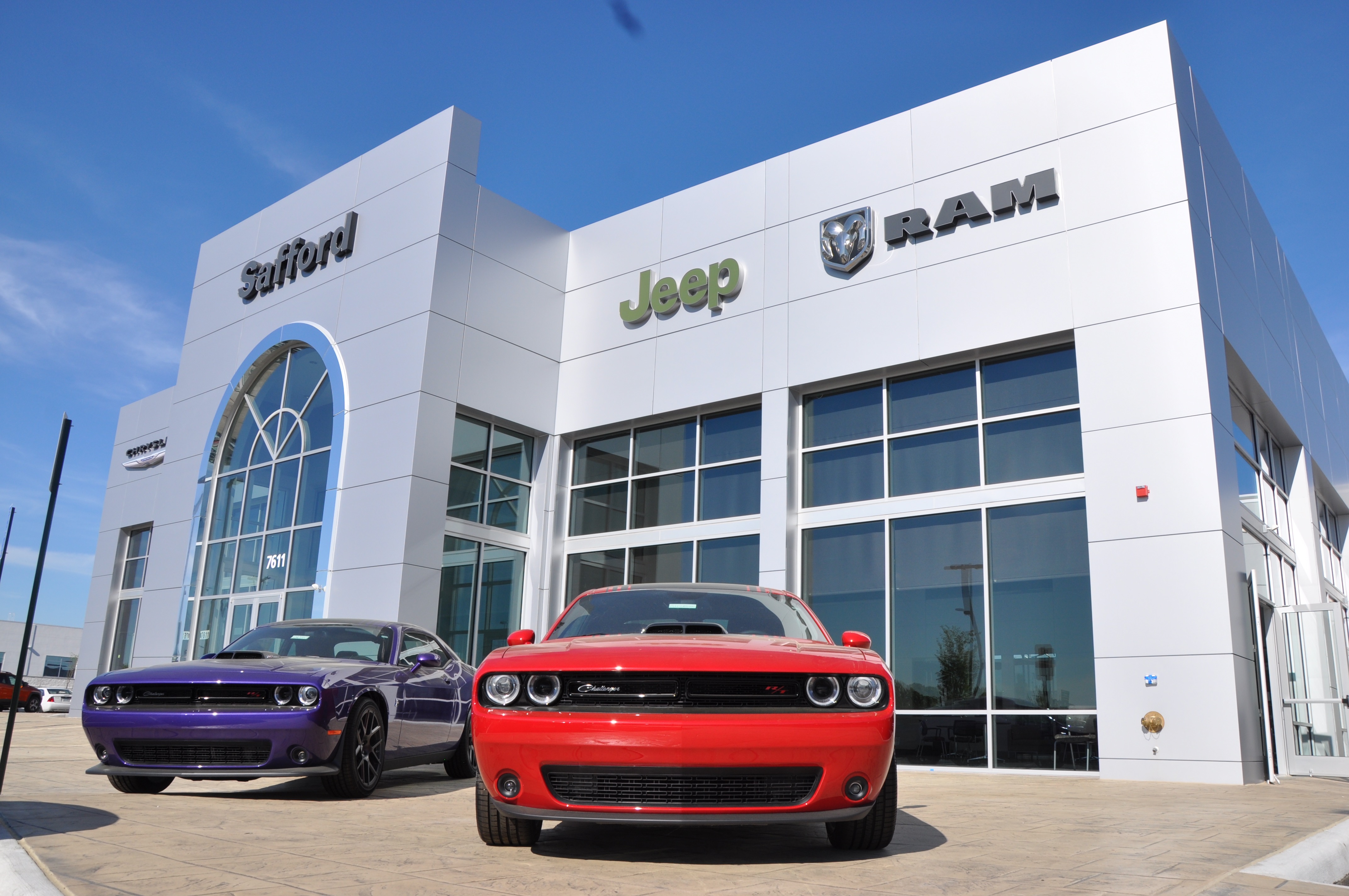Safford Chrysler Dodge Jeep and Ram of Springfield