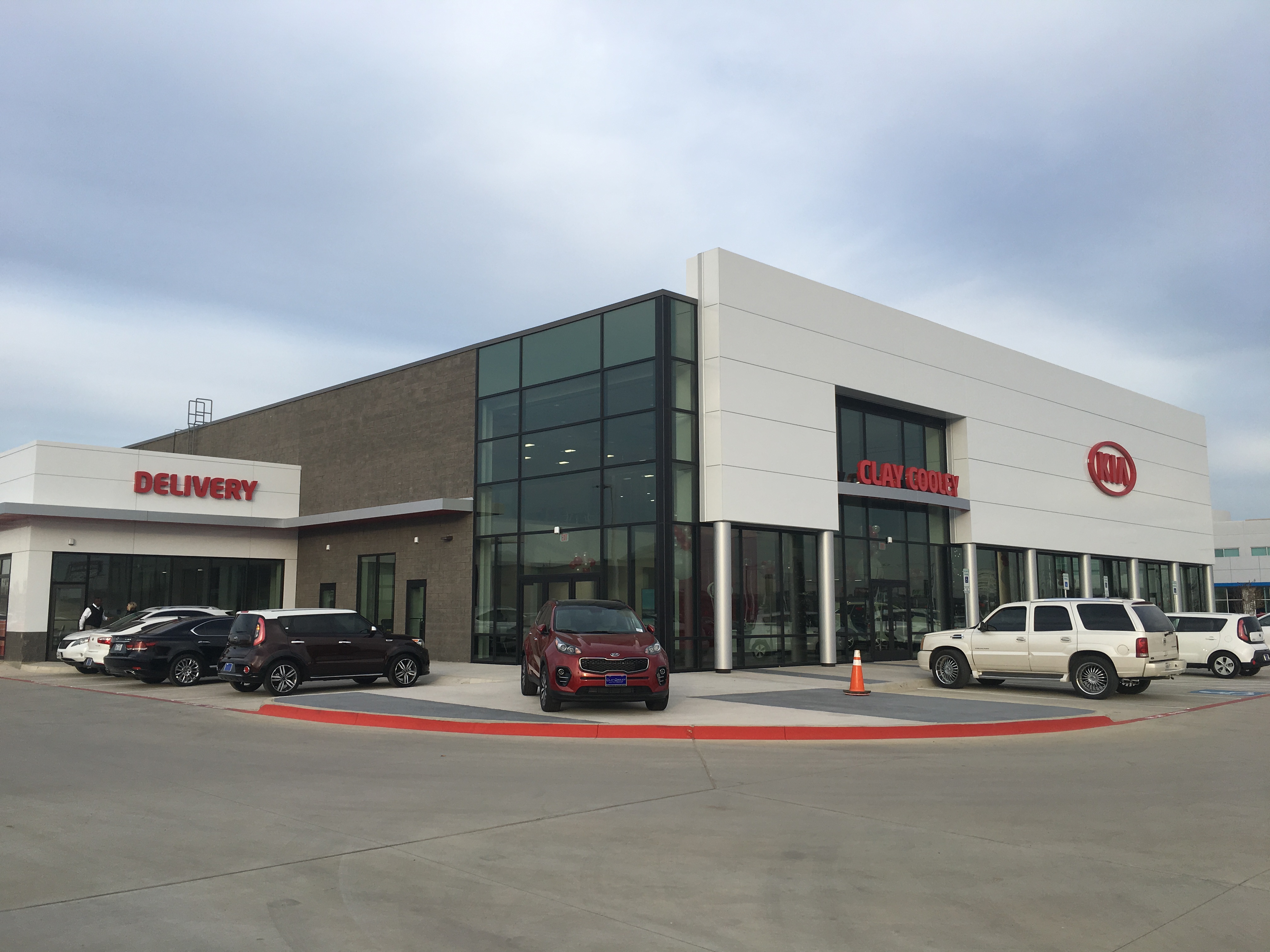 Clay Cooley Kia
