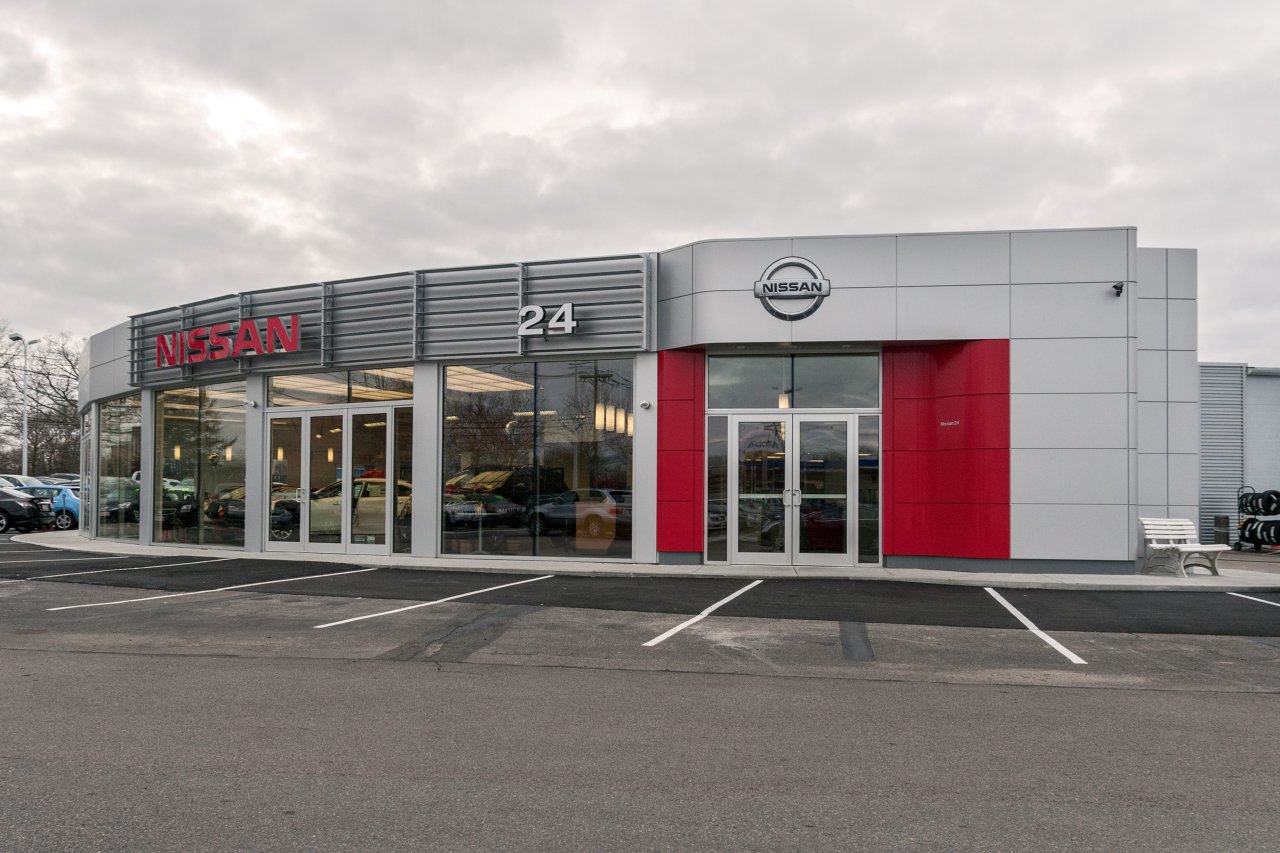Nissan 24