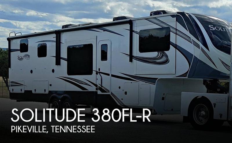 Grand Design Solitude 380FL-R Fifth Wheel 2022 for Sale