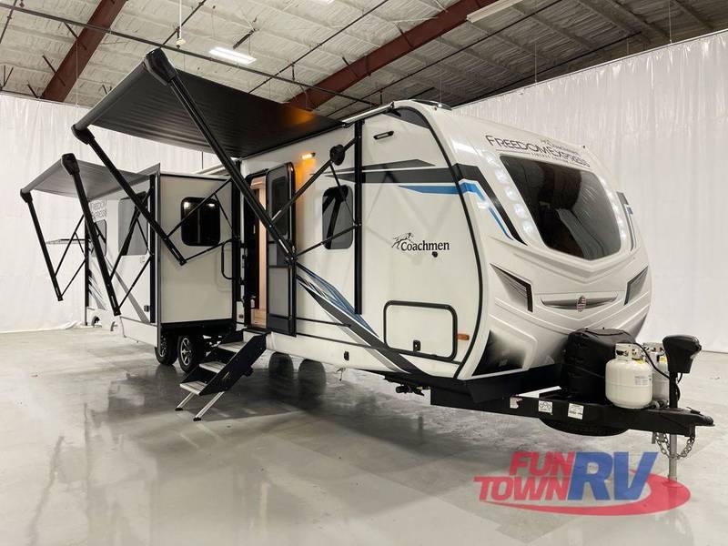 2023 Coachmen Coachmen RV Freedom Express Liberty Edition 326BHDSLE 36ft for Sale