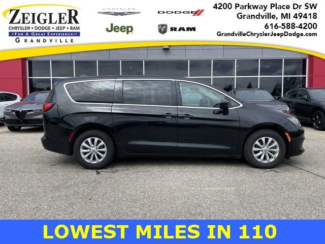Used 2017 CHRYSLER Pacifica For Sale