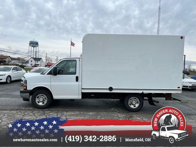 2018 Chevrolet Express CUTAWAY VAN 3500 - Ontario, OH for Sale