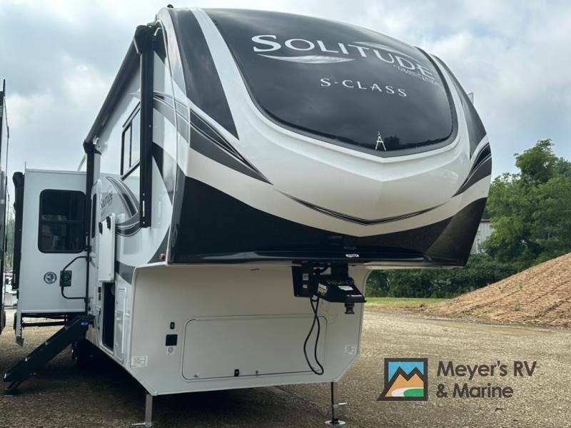 2023 Grand Design Solitude S-Class 3740BH 40ft for Sale