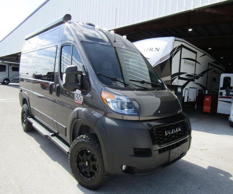 2022 Thor Motor Coach Rize 18M for Sale