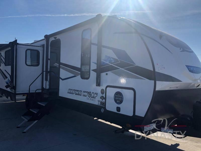 2024 Forest River Cherokee Alpha Wolf 26RL-L 34ft for Sale