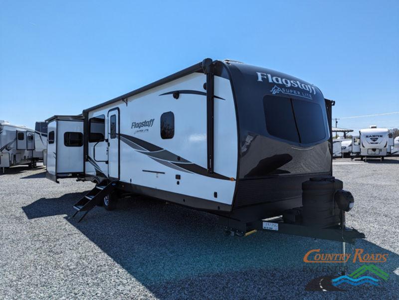 2024 Forest River Flagstaff Super Lite 29RLS 35ft for Sale