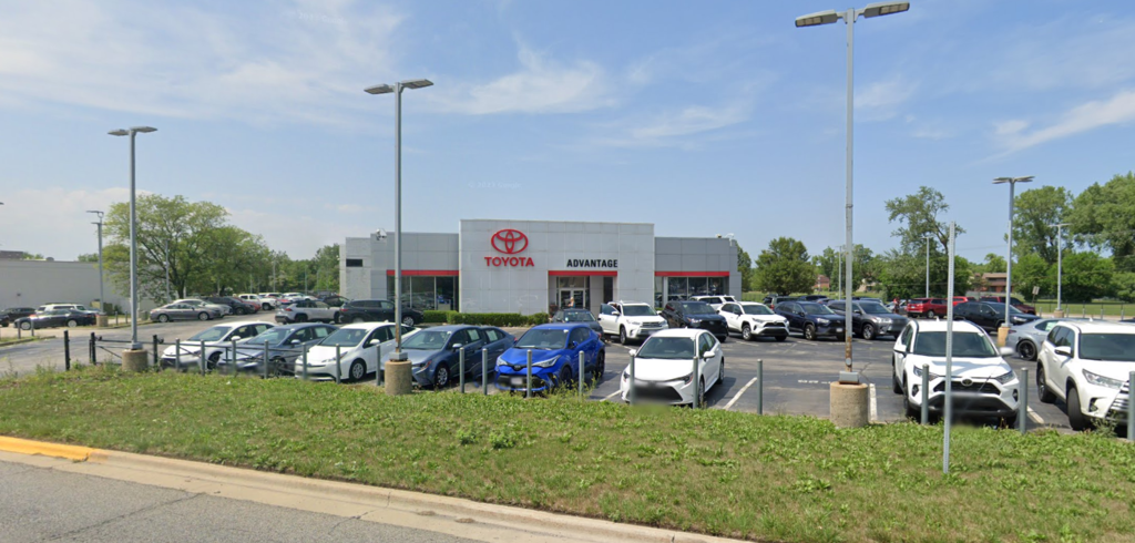 Advantage Toyota of River Oaks