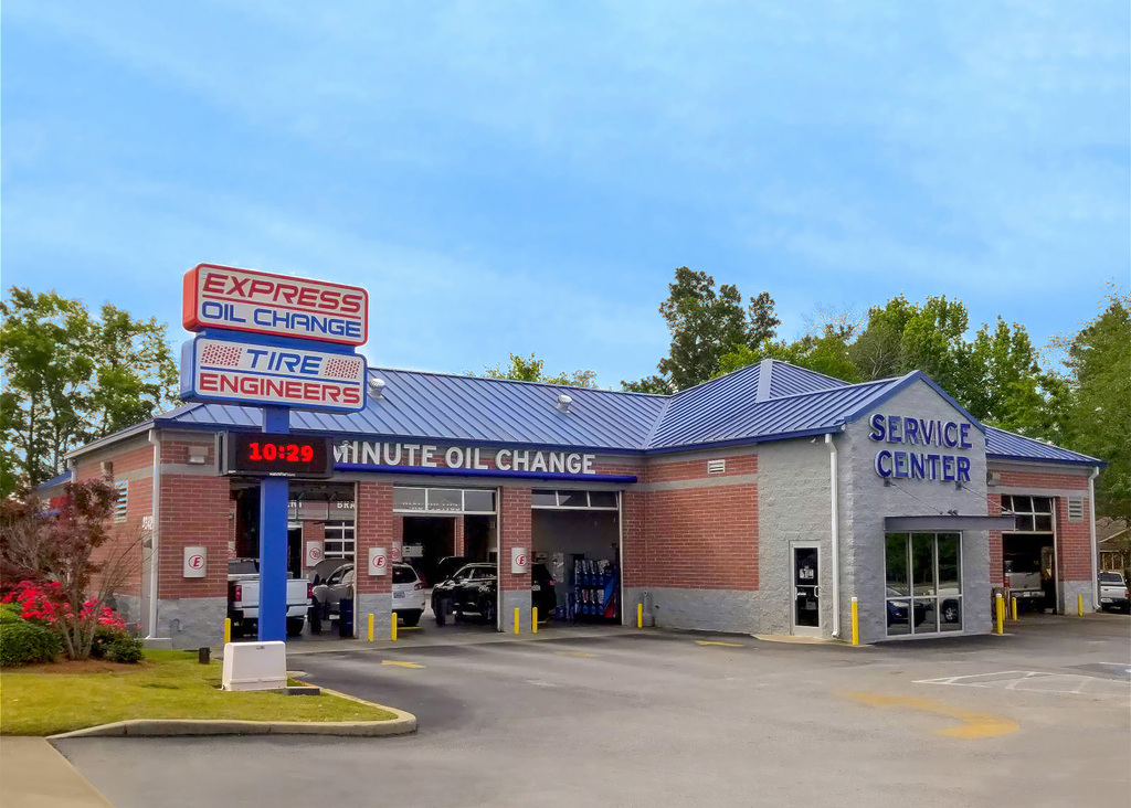 Express Oil Change & Tire Engineers - Evans