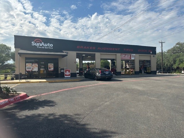 Sun Auto Tire & Service - Wurzbach Rd