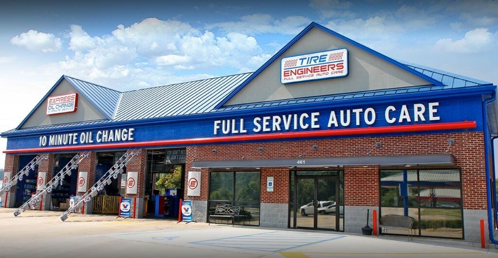 Express Oil Change & Tire Engineers - Cool Springs