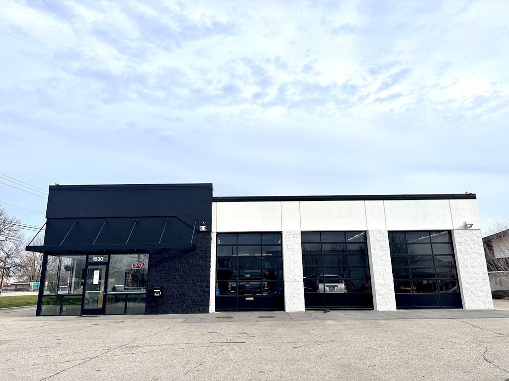Western Auto Service