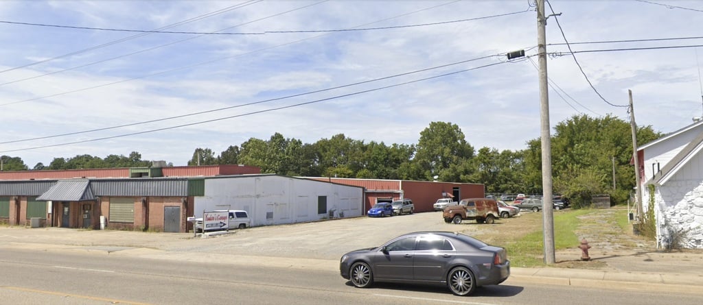 Yankee's Garage