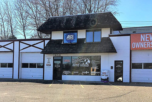 Wilson's Auto World